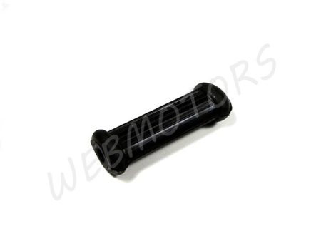 FOOTREST RUBBER /ROUND HOLE/