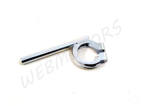 BRACKET FOR FRONT WINKER /M8/