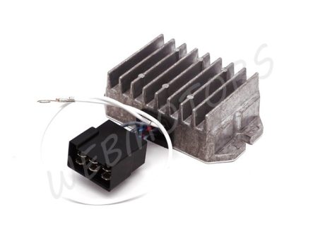 REGULATOR 12V VAPE R04